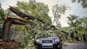 Tormenta en Rumania deja 8 muertos y 140 heridos
