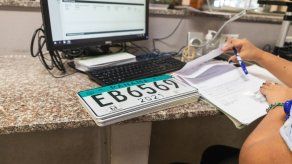 Placa vehicular 2021. Placa vehicular 2021.