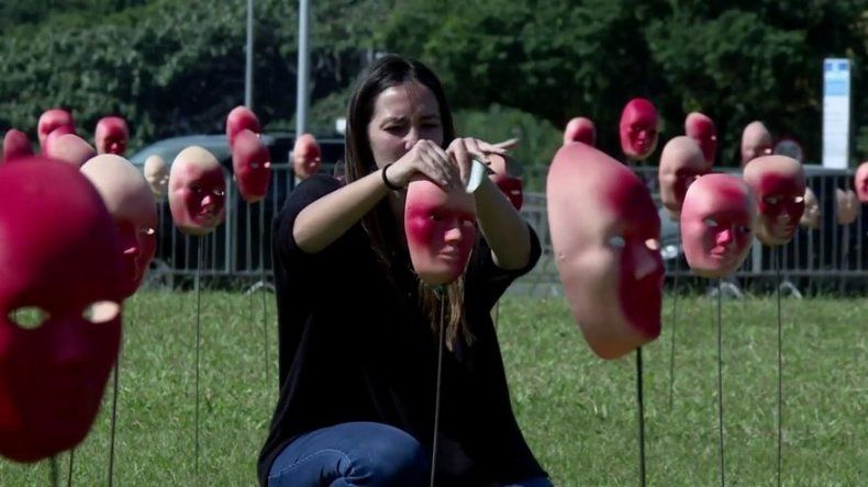 Las máscaras de la vergüenza... ante el escándalo de corrupción en Brasil