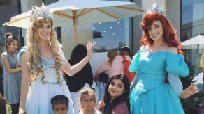North West y Penelope Disick donan juguetes a un hospital infantil
