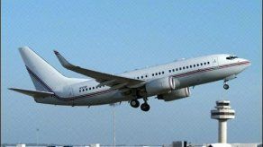 Aerolínea india despide a azafatas; alega sobrepeso