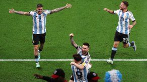 Lionel Messi y Julian Álvarez fueron determinantes en el triunfo argentino.