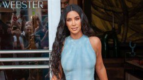 Kim Kardashian gana una primera batalla contra los plagiadores de su vestuario