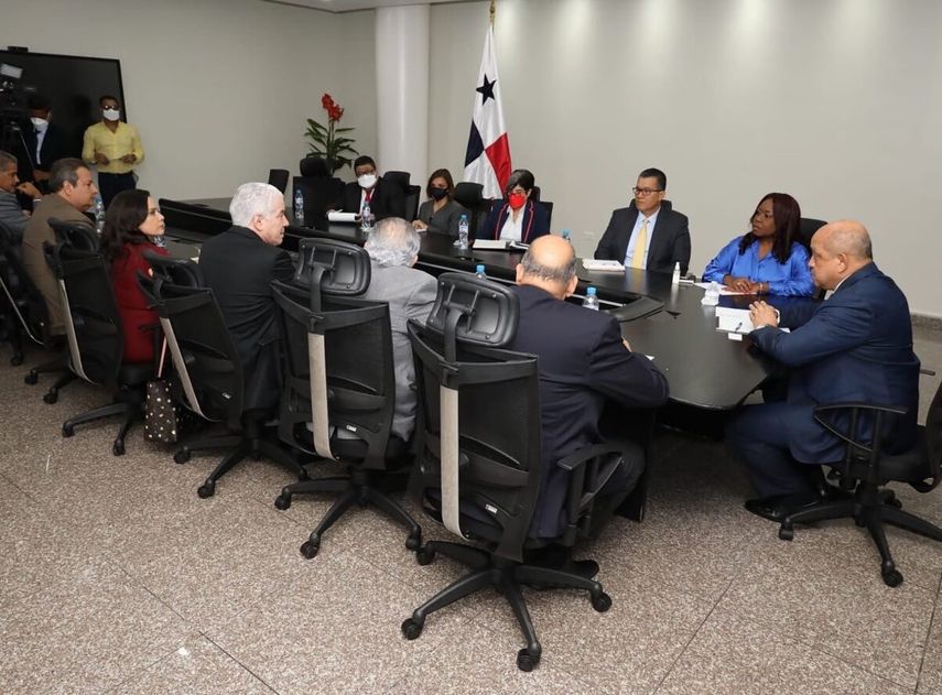 Reunión entre el Conep y la Asamblea Nacional.