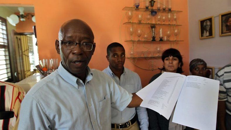 Disidentes cubanos plantean hoja de ruta para una reforma constitucional