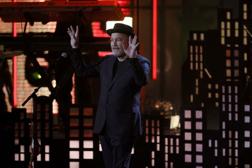 Rubén Blades envía poderoso mensaje, pide igualdad y respeto para las mujeres