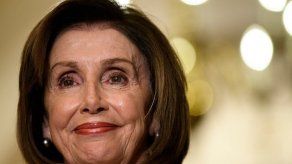 Pelosi y otros parlamentarios de EEUU en Jordania para reuniones sobre crisis en Siria