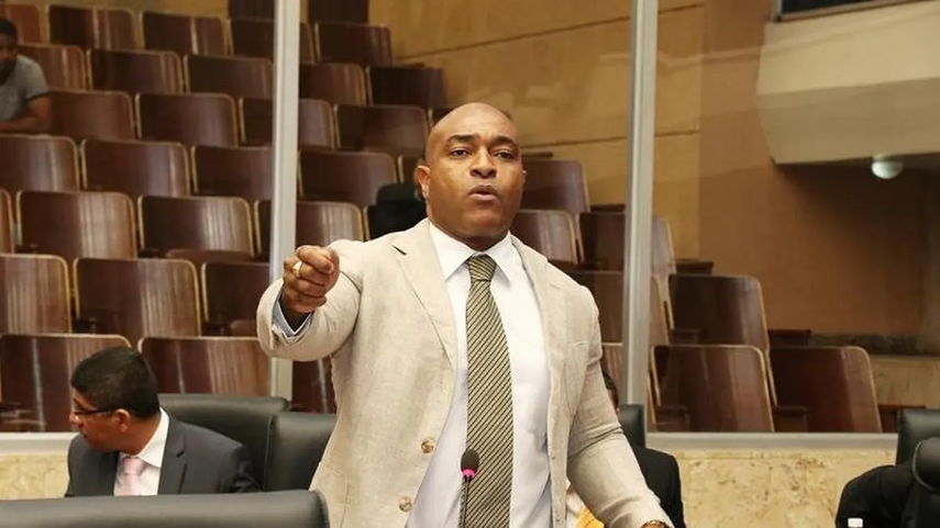 Diputado Jairo Bolota Salazar