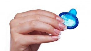 Leyenda italiana de cine porno se ofrece a enseñar educación sexual