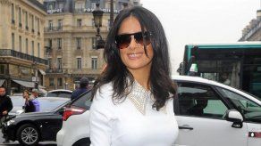 Salma Hayek rinde homenaje a su abuelo con El Profeta