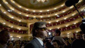 Director del Bolshoi regresa tras ataque