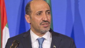 Piden a opositores negociar con gobierno sirio