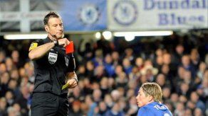 La Federación inglesa investigará árbitro del Chelsea-Manchester