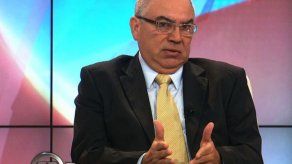 No puede premiarse a quien usó recursos del Estado: Dilio Arcia