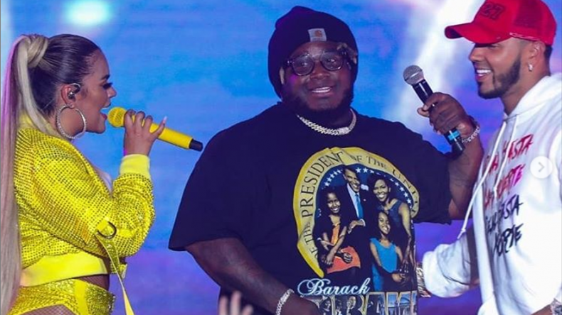 Sech compartió escenario junto a Karol G y Anuel en su concierto en Panamá