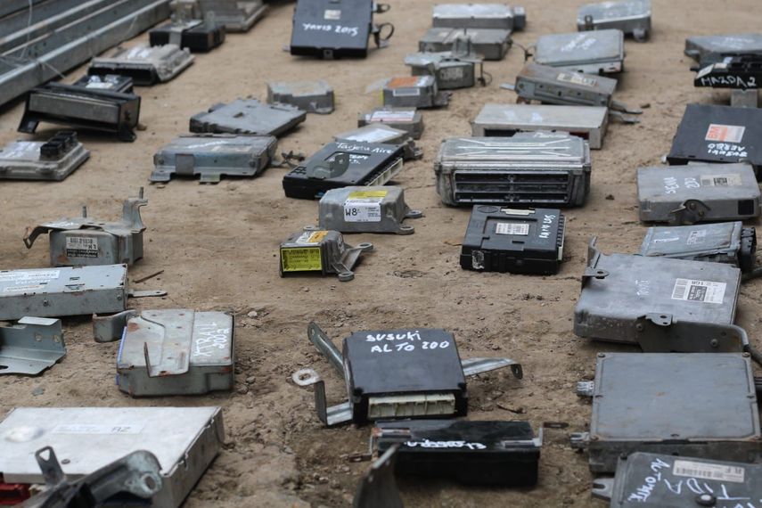 Recuperan en Pedregal más de 60 computadoras de autos robadas