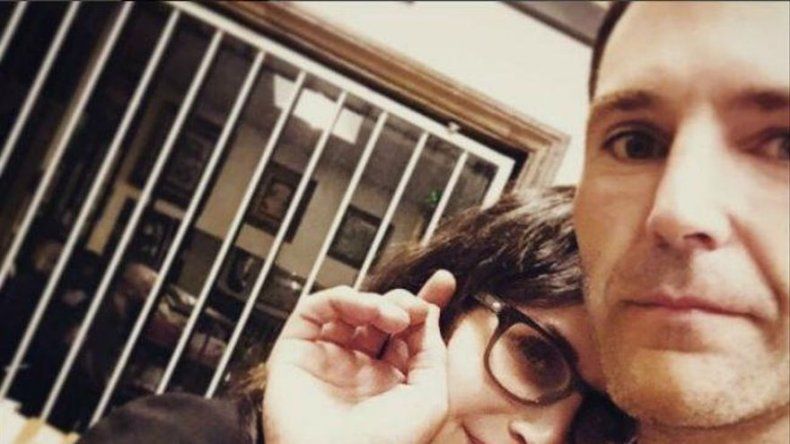 Johnny McDaid se tatúa las iniciales de Courteney Cox en la muñeca