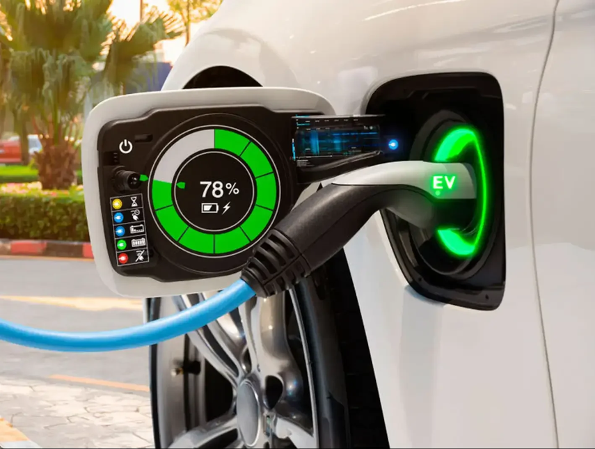 Vehículos eléctricos ahora contarán con una electrolínea en el Mercado San Fleipe Neri.