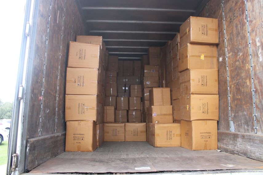 Cigarrillos de presunto contrabando decomisados en Divisa.