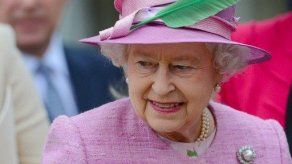 Isabel II dejará de patrocinar varias entidades benéficas