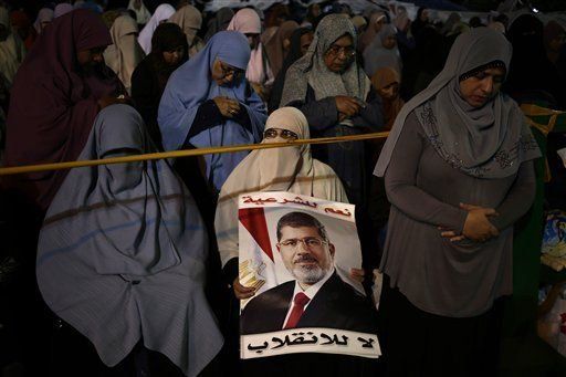 Egipto ordena retirar campamentos de protesta