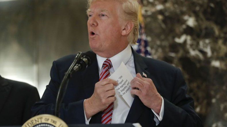 Trump: La culpa en Virginia la tienen “ambas partes”