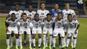Golazo de Faber Gil le dio la victoria al DAU en El Salvador ante el FAS