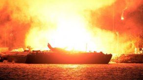 Explotan barcazas en río de Alabama; tres heridos