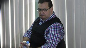 Familiares de desaparecidos en México exigen justicia contra exgobernador