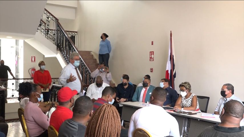 La Coalición por Colón se reunió con las autoridades gubernamentales para anunciarles que se mantenían en el llamado a un paro provincial.