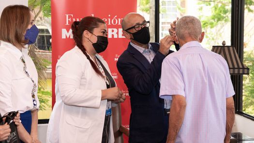 Gracias al apoyo realizado a la SENADIS, se hizo entrega delos primeros audífonos especiales a doce pacientes con diagnóstico dehipoacusia.