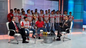 Medcom recibe a los Campeones del Béisbol Juvenil