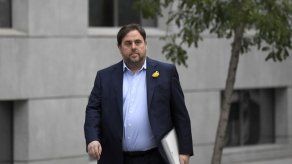 Exgobernantes secesionistas catalanes se comprometen con la Constitución