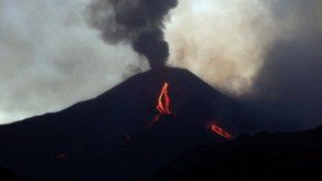 Funcionarios de Islandia alertan de erupción