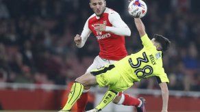 Arsenal pierde a Lucas Pérez por hasta ocho semanas