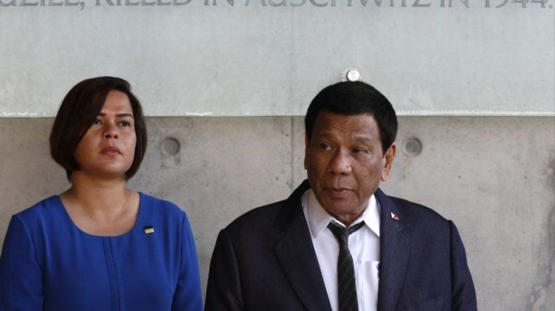 Duterte, que se comparó a Hitler, visita el memorial de la Shoá en Jerusalén