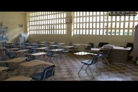 Continúan las protestas por destitución de Andrés Rodríguez