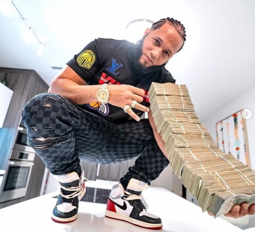 El divertido zasca de J Balvin al rapero dominicano El Alfa por presumir de lo rico que es