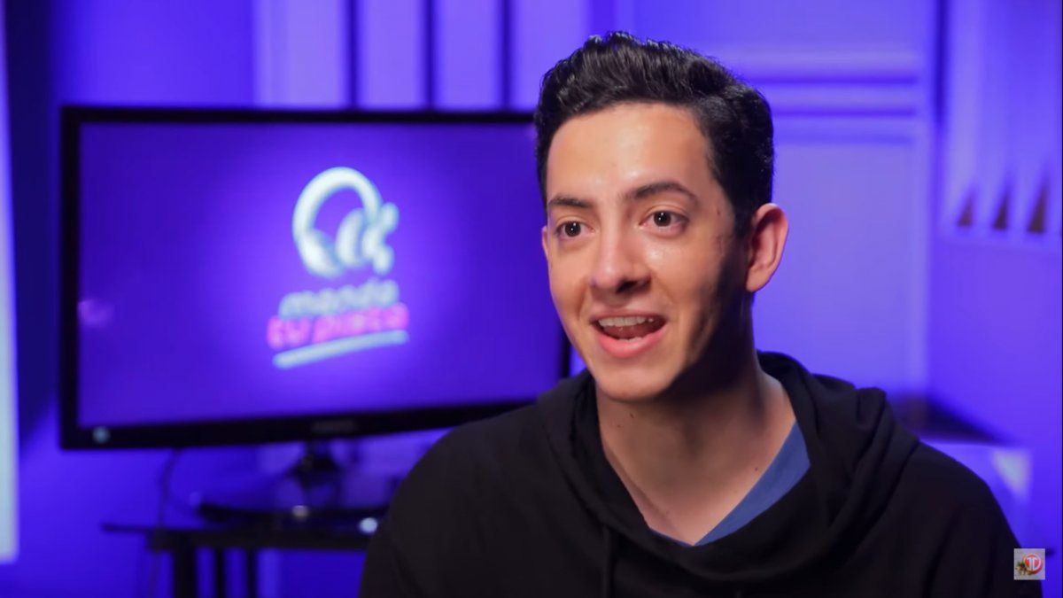 Abrinay durante sus declaraciones tras proclamarse ganador de la 1era temporada de Manda tu pista.