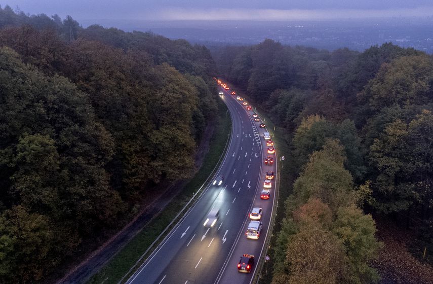 La Asociación Europea de Fabricantes de Automóviles se dijo escéptica sobre las fechas de implementación.