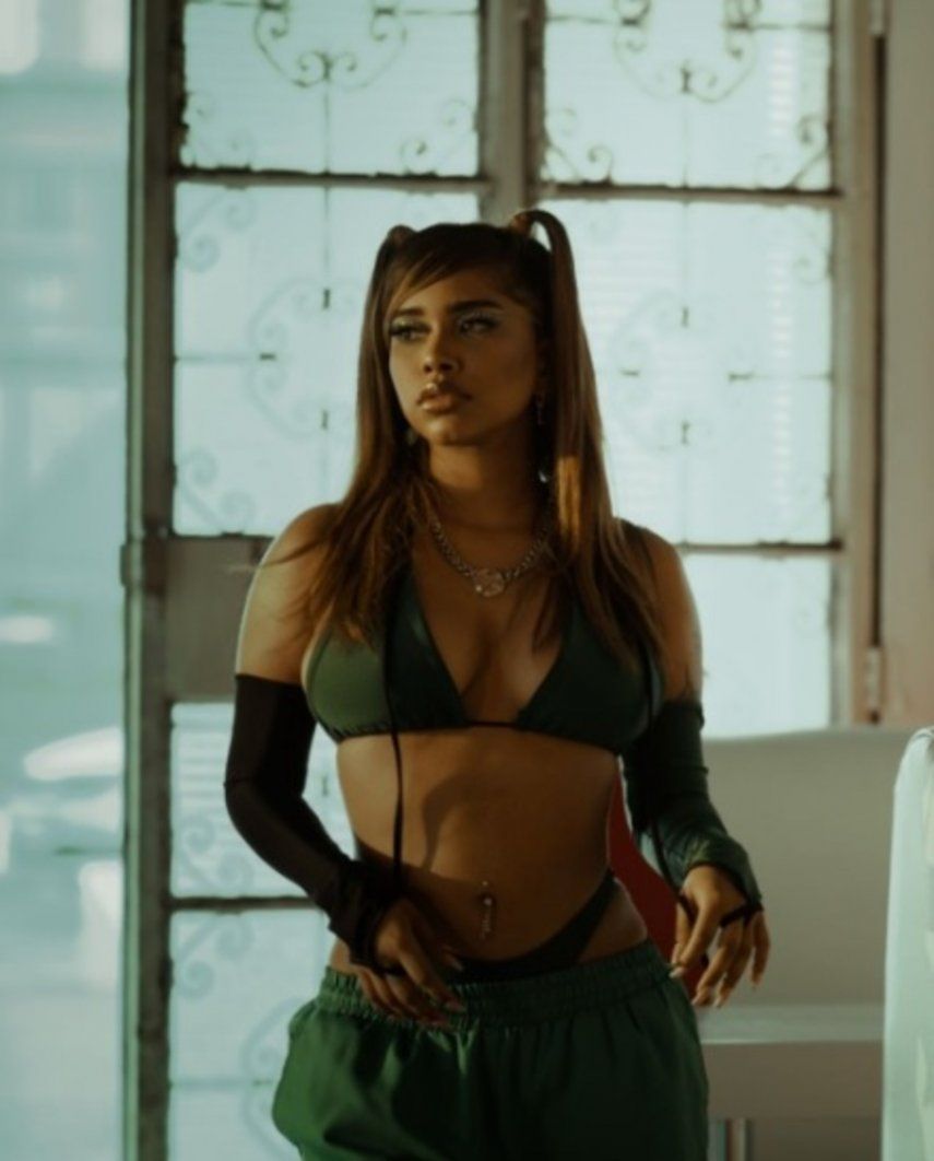 Elisama estrena el sencillo Bajo, uno de los compositores es Joey Montana