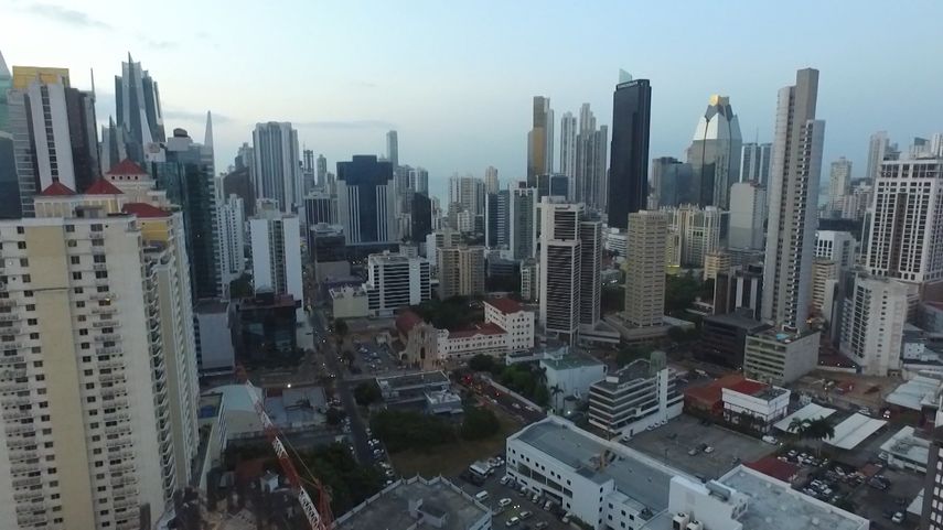 Hoy se realizará la última reunión ordinaria de la mesa por el salario mínimo.