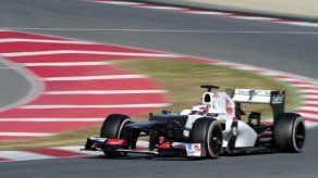 Kobayashi cierra ensayos de la F1 con el mejor tiempo