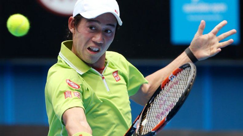 Nishikori y Azarenka debutan con victorias en Australia