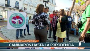 Pacientes renales marcharon a la Presidencia