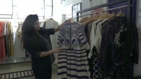 La nueva moda india se abre al mundo sin olvidar sus orígenes