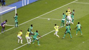 Colombia vence a Senegal con gol de Mina y se clasifica