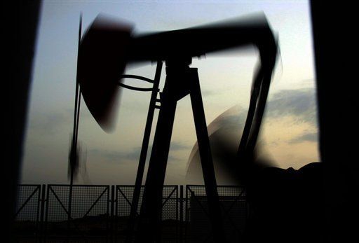 El petróleo se hunde tras datos de empleo en Estados Unidos