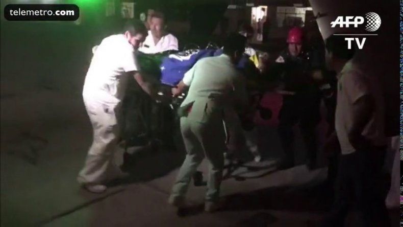 Al menos 12 policías muertos deja caída de bus en Perú