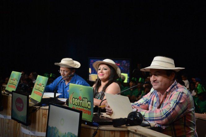 Semilla de Cantores y Calle 7 juntos